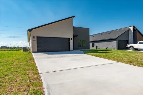 1304 Sailfish Drive Bay City TX 77414
