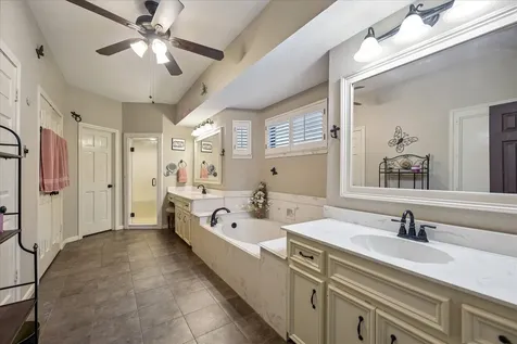 608 Westview Terrace Drive Sealy TX 77474
