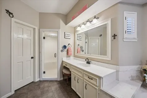 608 Westview Terrace Drive Sealy TX 77474