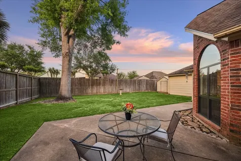 608 Westview Terrace Drive Sealy TX 77474
