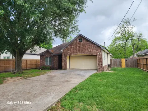 1926 Wavell Street Houston TX 77088