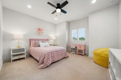 3206 Whispering Pecans Drive Fulshear TX 77441