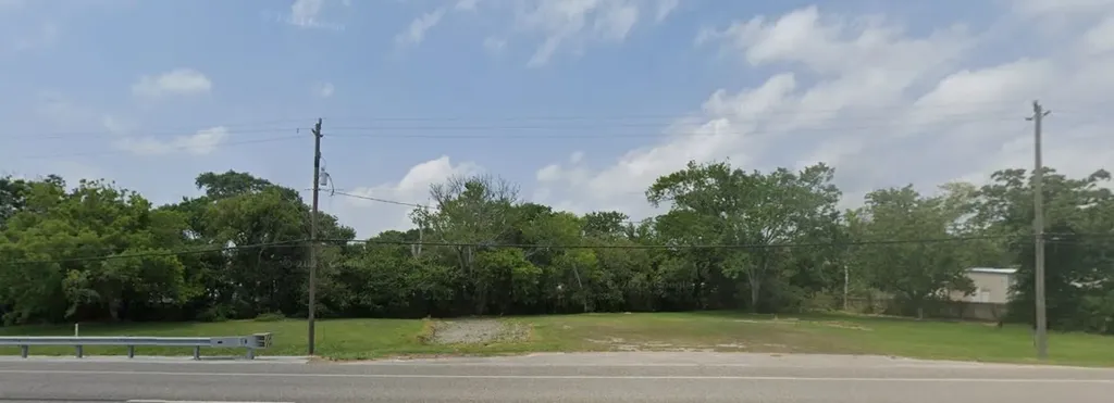 9122 Highway 6 Hitchcock TX 77563