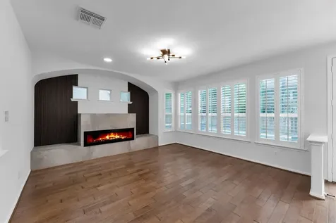 143 Velvet Grass Court The Woodlands TX 77382