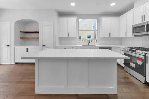 143 Velvet Grass Court The Woodlands TX 77382