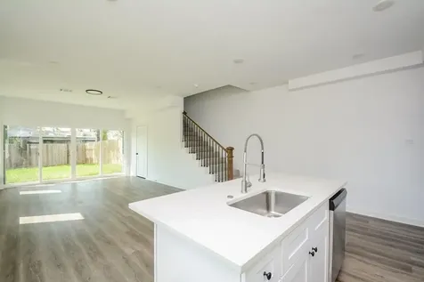 4358 Clover Street A Houston TX 77051