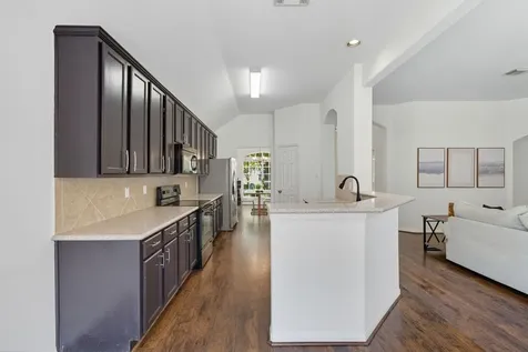 3323 Rollingwood Montgomery TX 77356