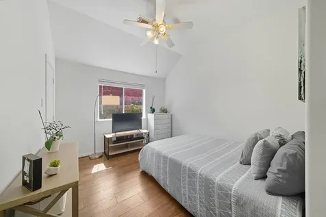 3323 Rollingwood Montgomery TX 77356
