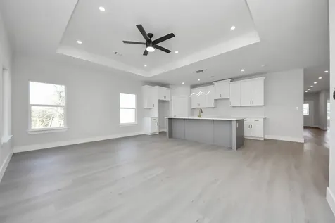 6581 Road 5503 Cleveland TX 77327