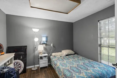 7009 Avenue R Santa Fe TX 77510