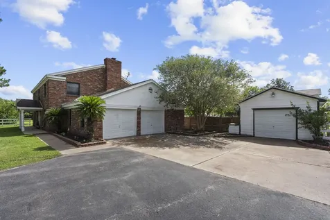 7009 Avenue R Santa Fe TX 77510
