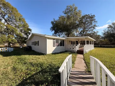 356 County Road 2321 Dayton TX 77535