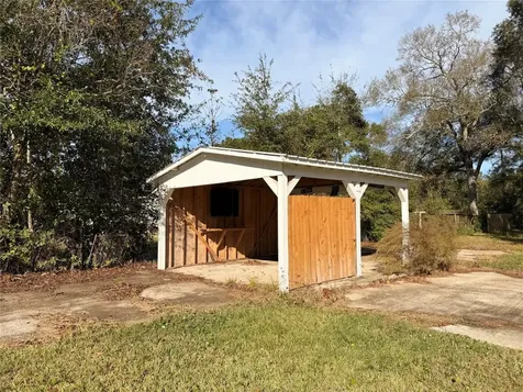 356 County Road 2321 Dayton TX 77535