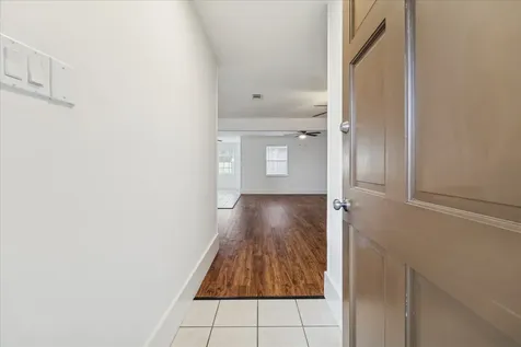 431 Hummingbird Lane Houston TX 77060