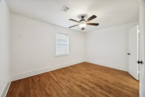 431 Hummingbird Lane Houston TX 77060