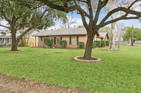 431 Hummingbird Lane Houston TX 77060