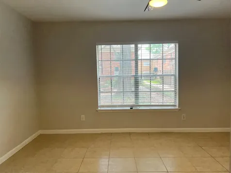 2824 Briarhurst Drive 9 Houston TX 77057