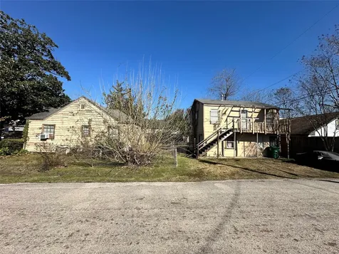 1502 Tabor Street Houston TX 77009