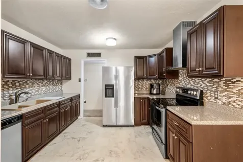 6631 Langham Way Houston TX 77084