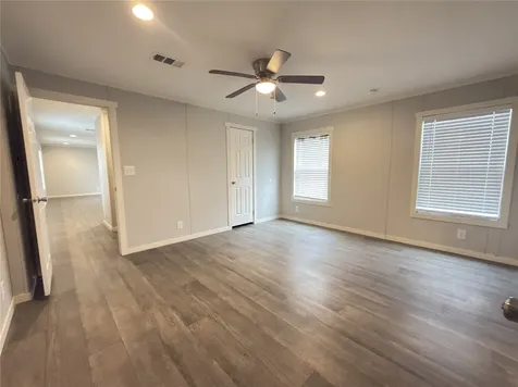 102 Road 5118 Cleveland TX 77327