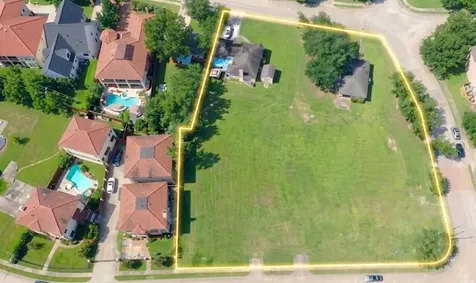 5514 Mcculloch Circle Houston TX 77056