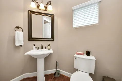 4506 Feagan Street B Houston TX 77007