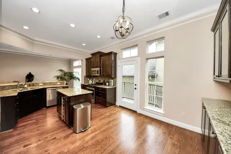 4506 Feagan Street B Houston TX 77007