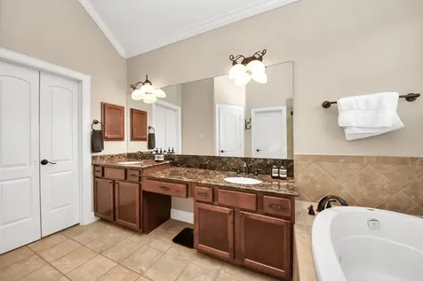 4506 Feagan Street B Houston TX 77007
