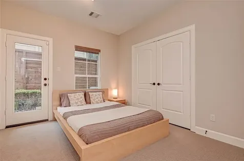 4506 Feagan Street B Houston TX 77007