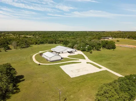 1235 Kelley Woods Lane Franklin TX 77856