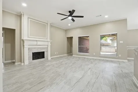 4015 Lakepointe Forest Drive Seabrook TX 77586