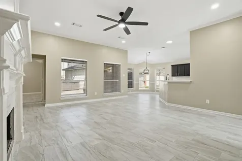 4015 Lakepointe Forest Drive Seabrook TX 77586