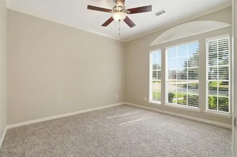 4015 Lakepointe Forest Drive Seabrook TX 77586