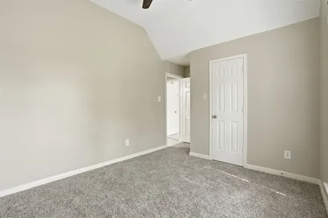 4015 Lakepointe Forest Drive Seabrook TX 77586