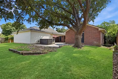 4015 Lakepointe Forest Drive Seabrook TX 77586