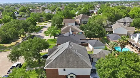 4015 Lakepointe Forest Drive Seabrook TX 77586