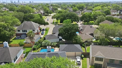 4015 Lakepointe Forest Drive Seabrook TX 77586