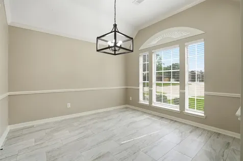 4015 Lakepointe Forest Drive Seabrook TX 77586