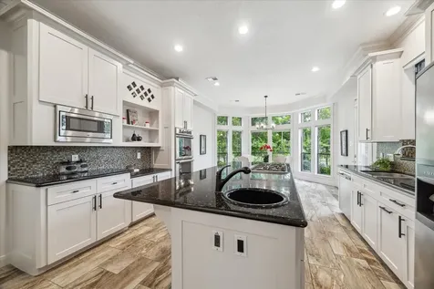 14 Tredington Street Sugar Land TX 77479