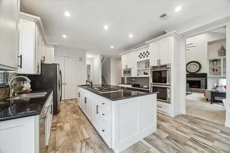 14 Tredington Street Sugar Land TX 77479