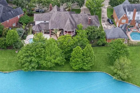 14 Tredington Street Sugar Land TX 77479