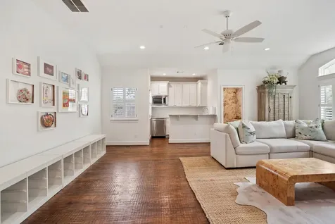 12467 Barryknoll Lane Houston TX 77024