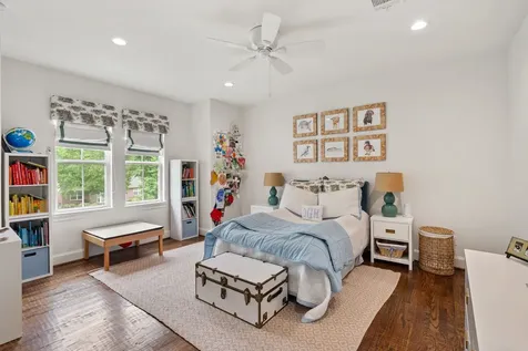 12467 Barryknoll Lane Houston TX 77024