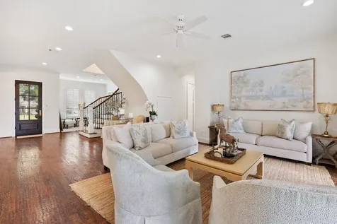12467 Barryknoll Lane Houston TX 77024
