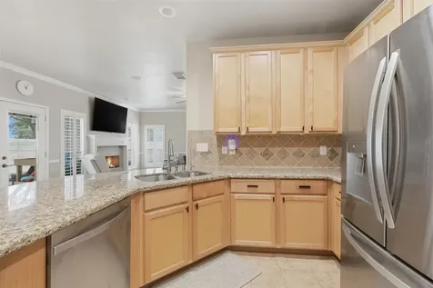 3019 Eagle Lake Drive Pearland TX 77581