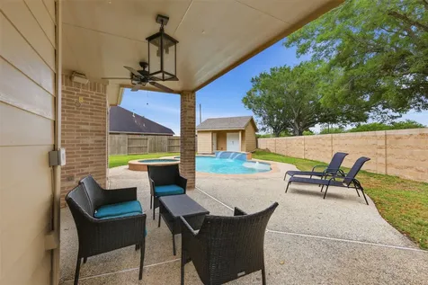 3019 Eagle Lake Drive Pearland TX 77581