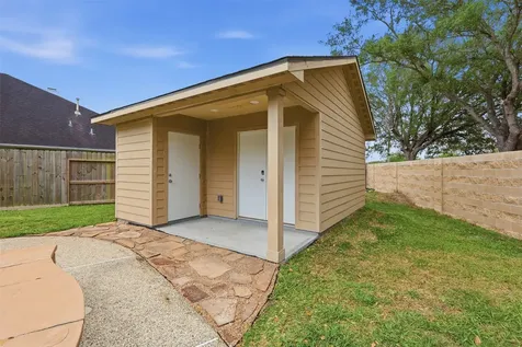 3019 Eagle Lake Drive Pearland TX 77581