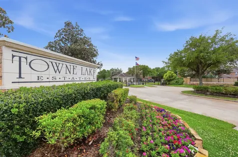3019 Eagle Lake Drive Pearland TX 77581