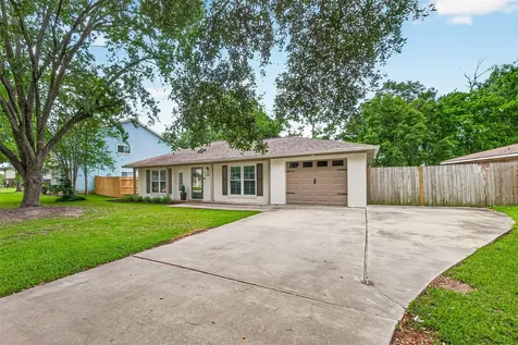 319 Kings Port Street Crosby TX 77532