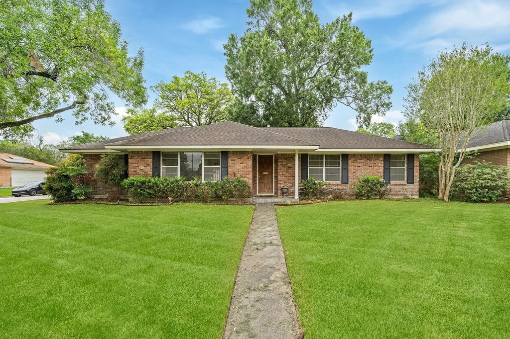 4501 Willowbend Boulevard Houston TX 77035